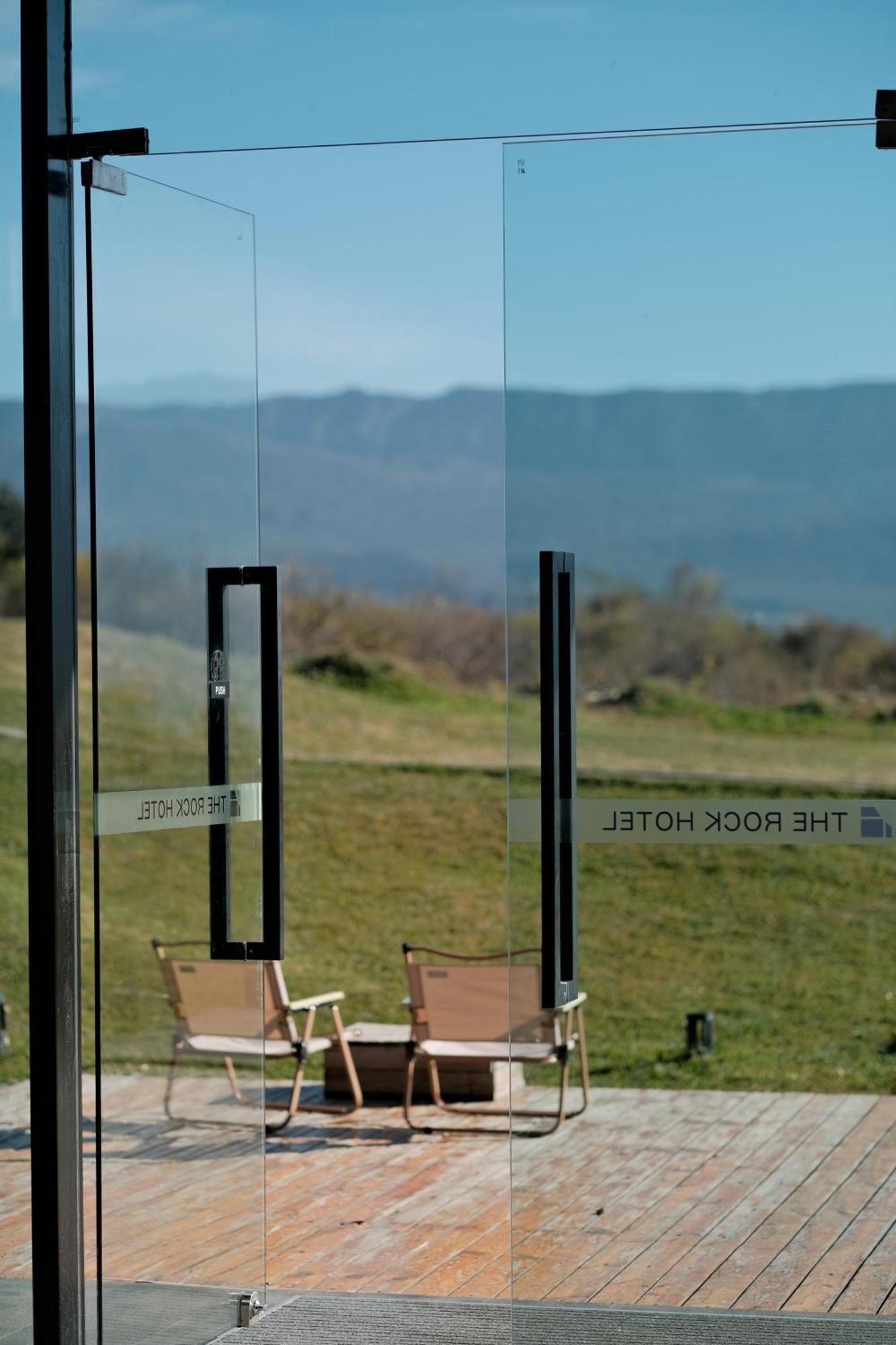 The Rock Hotel Lijiang  Exterior photo