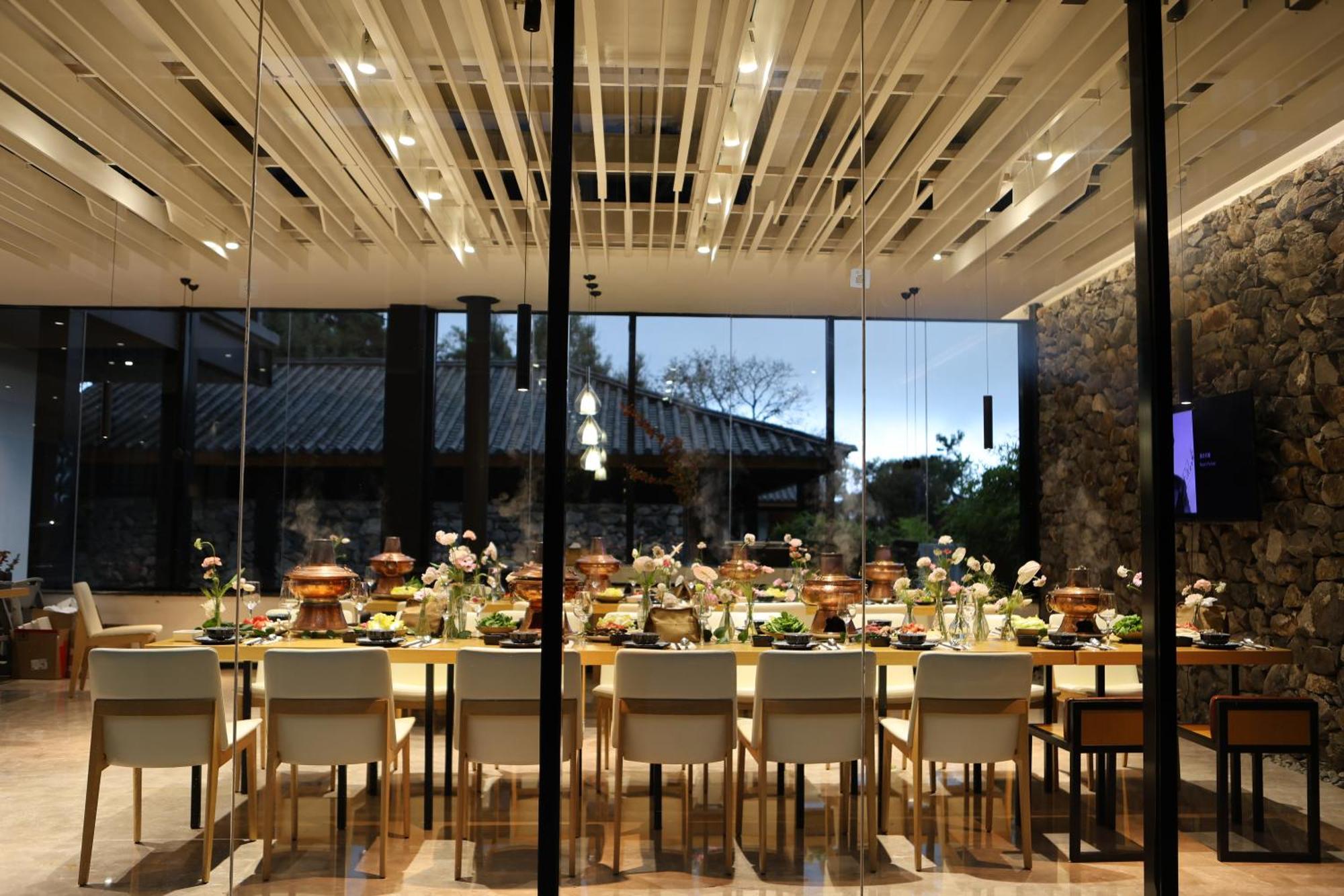The Rock Hotel Lijiang  Exterior photo