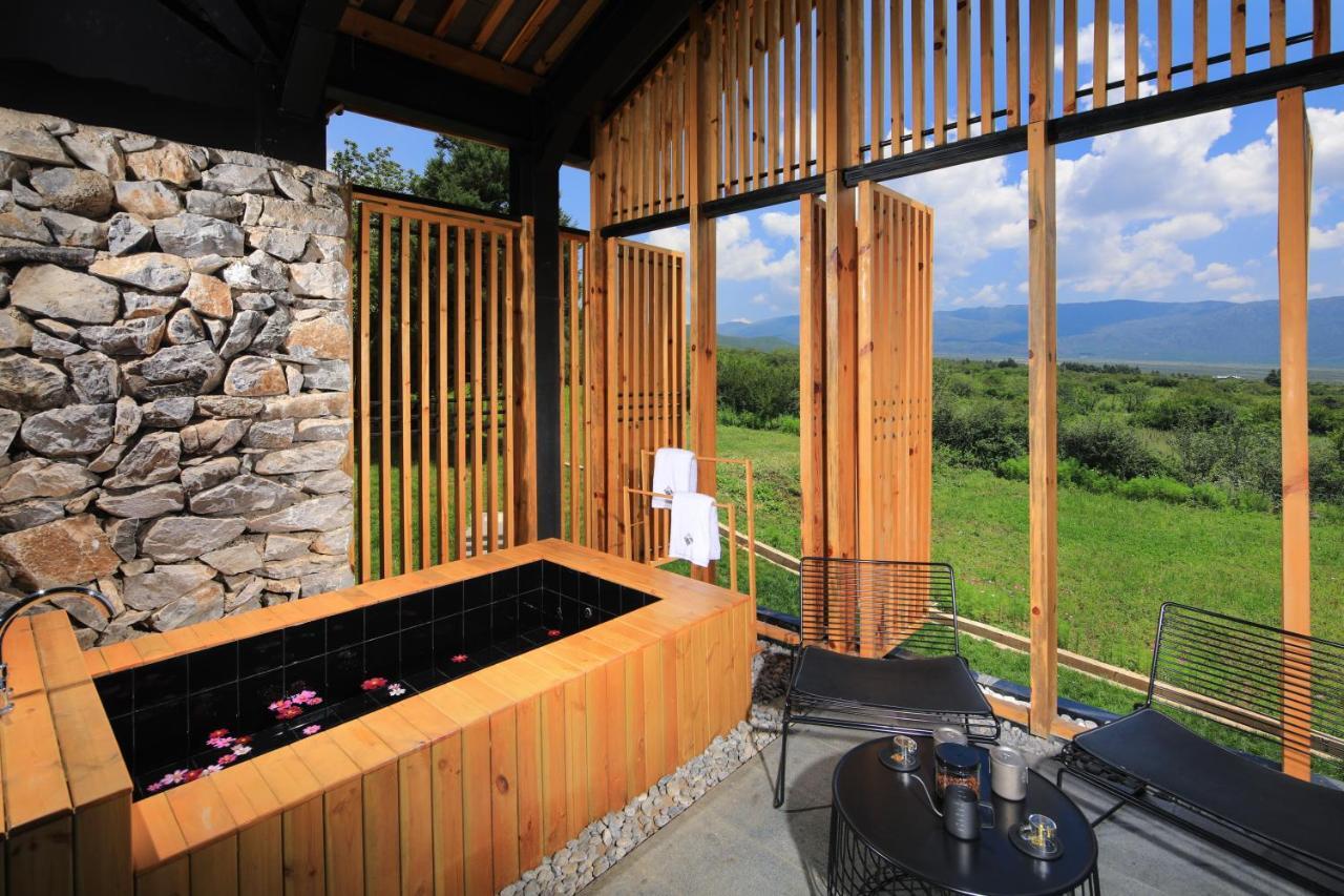 The Rock Hotel Lijiang  Exterior photo