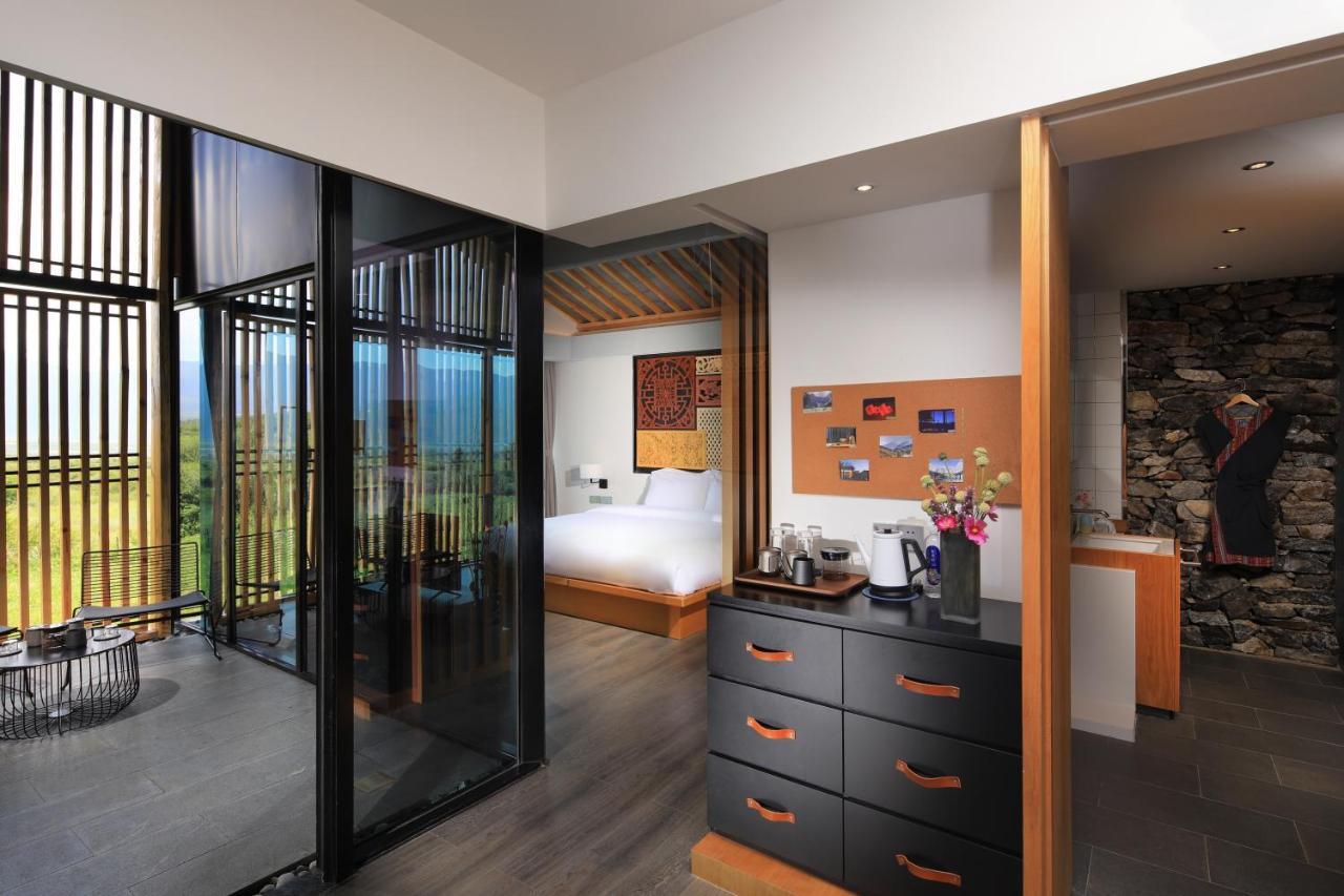 The Rock Hotel Lijiang  Exterior photo