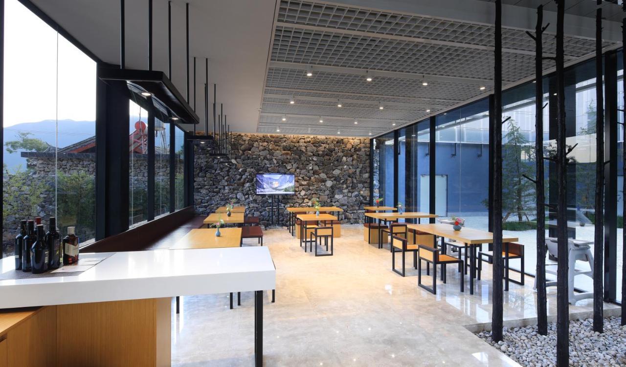 The Rock Hotel Lijiang  Exterior photo